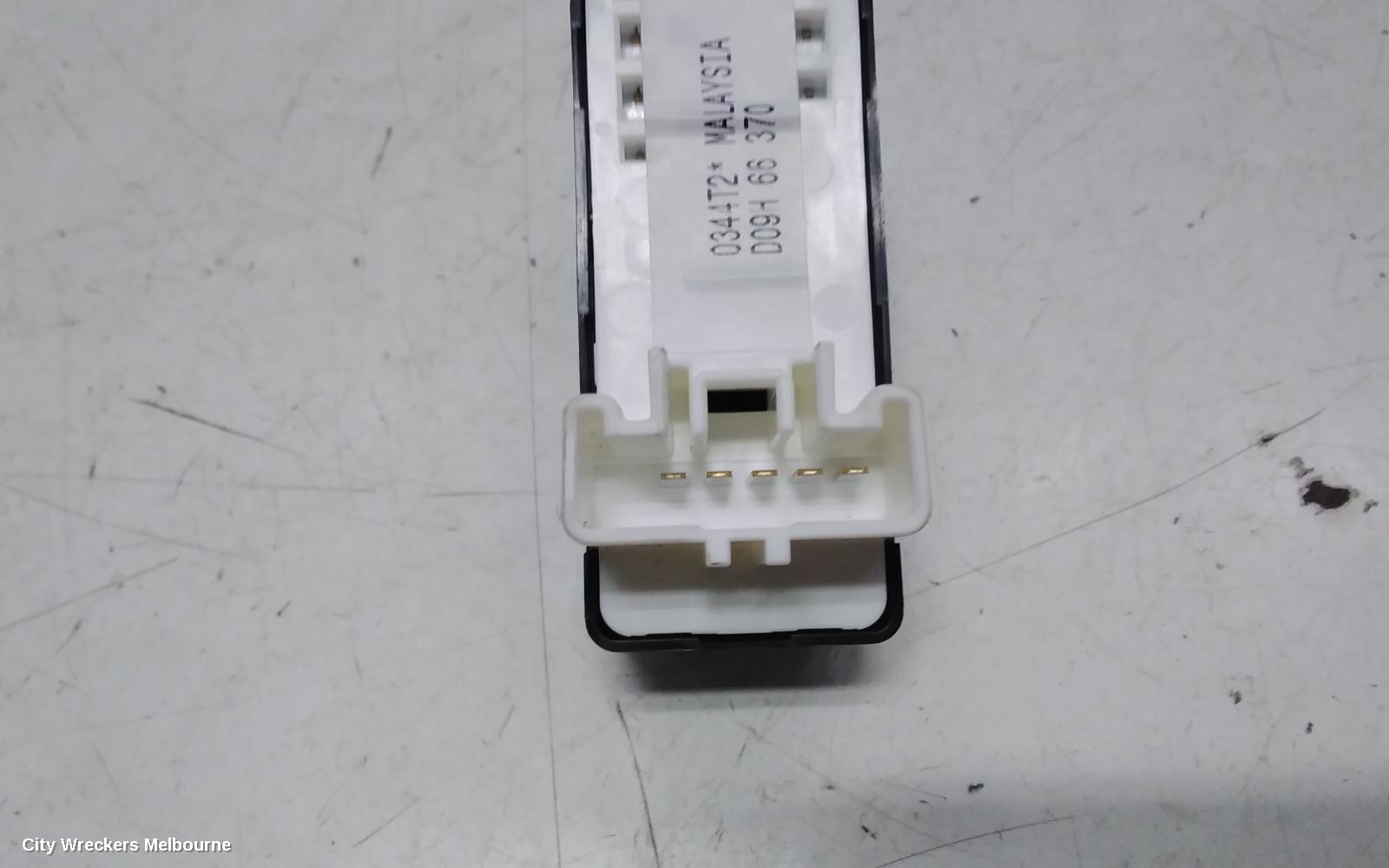 MAZDA CX3 PWR DR WIND SWITCH, RH REAR, DK, 03/2015 ONWARDS