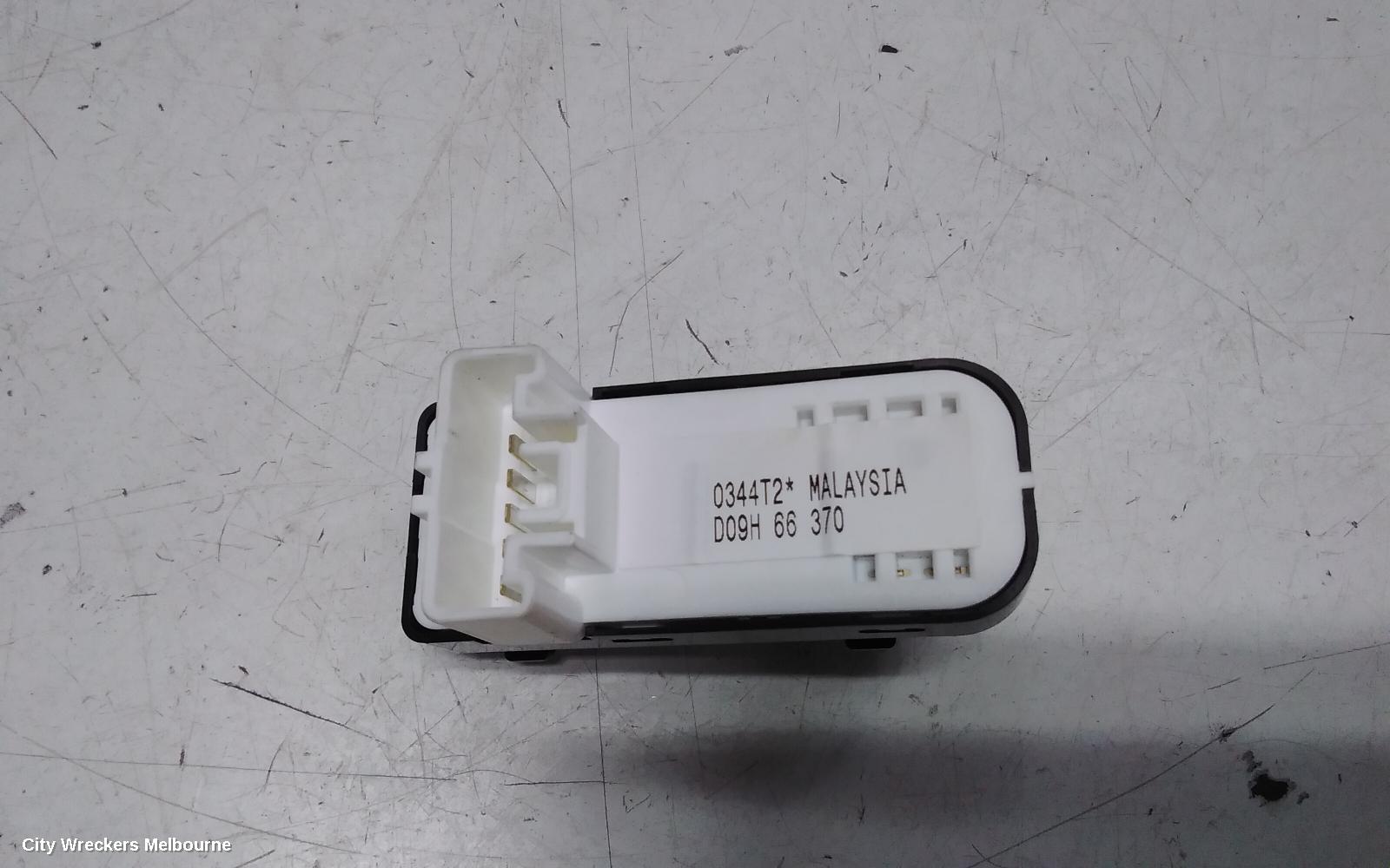 MAZDA CX3 PWR DR WIND SWITCH, RH REAR, DK, 03/2015 ONWARDS