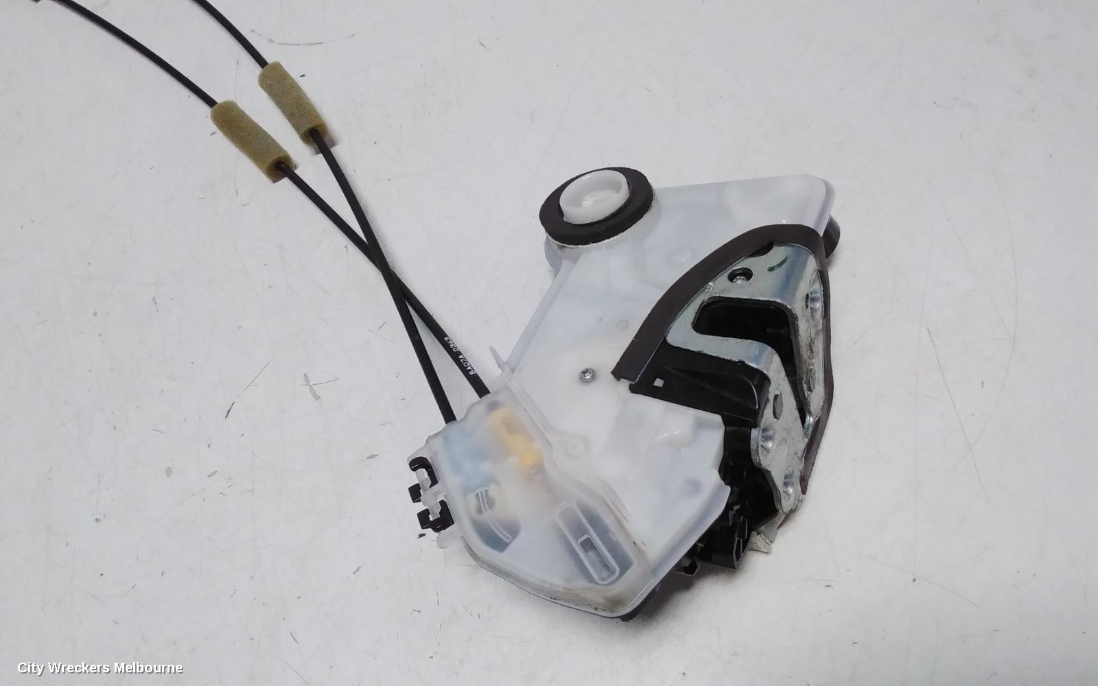 TOYOTA KLUGER DOOR/BOOT/GATE LOCK, RIGHT FRONT DOOR LOCK, GSU50/GSU55, 12/2013 - 02/2021