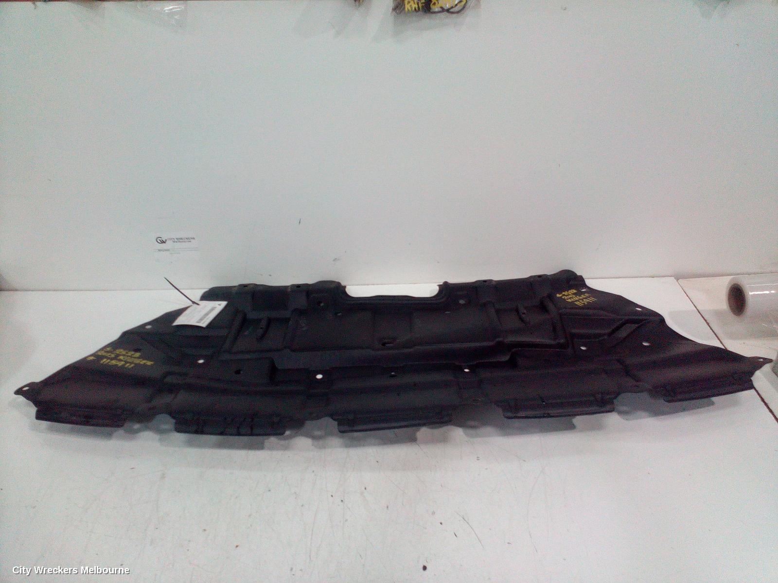 TOYOTA KLUGER LOWER ENGINE SPLASH TRAY, MAIN, GSU50/GSU55, 12/2013 - 02/2021
