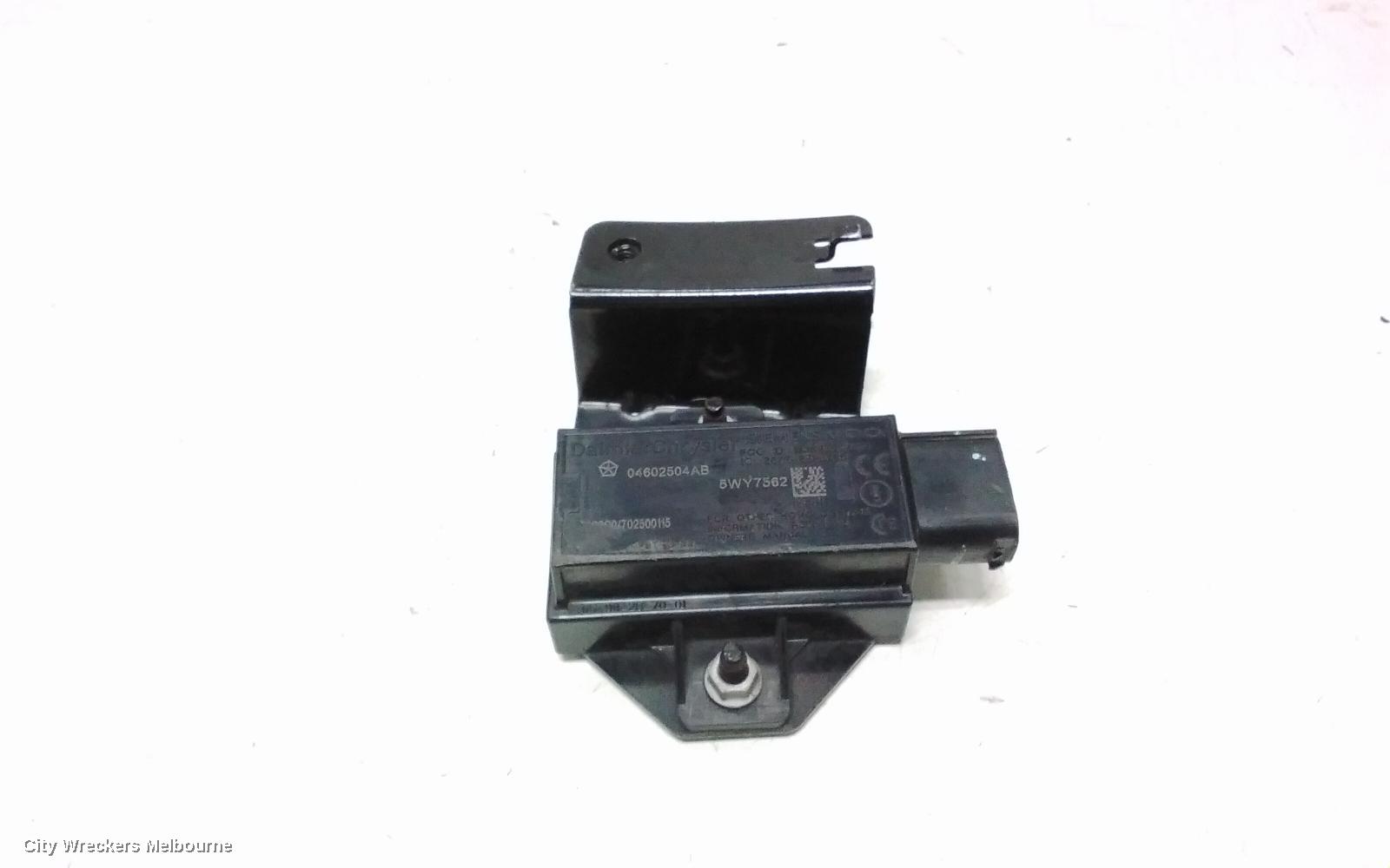 CHRYSLER 300C, 11/2005 - 12/2011, MSN66982801  FRONT RIGHTTYRE PRESSURE SENSOR : 115916
