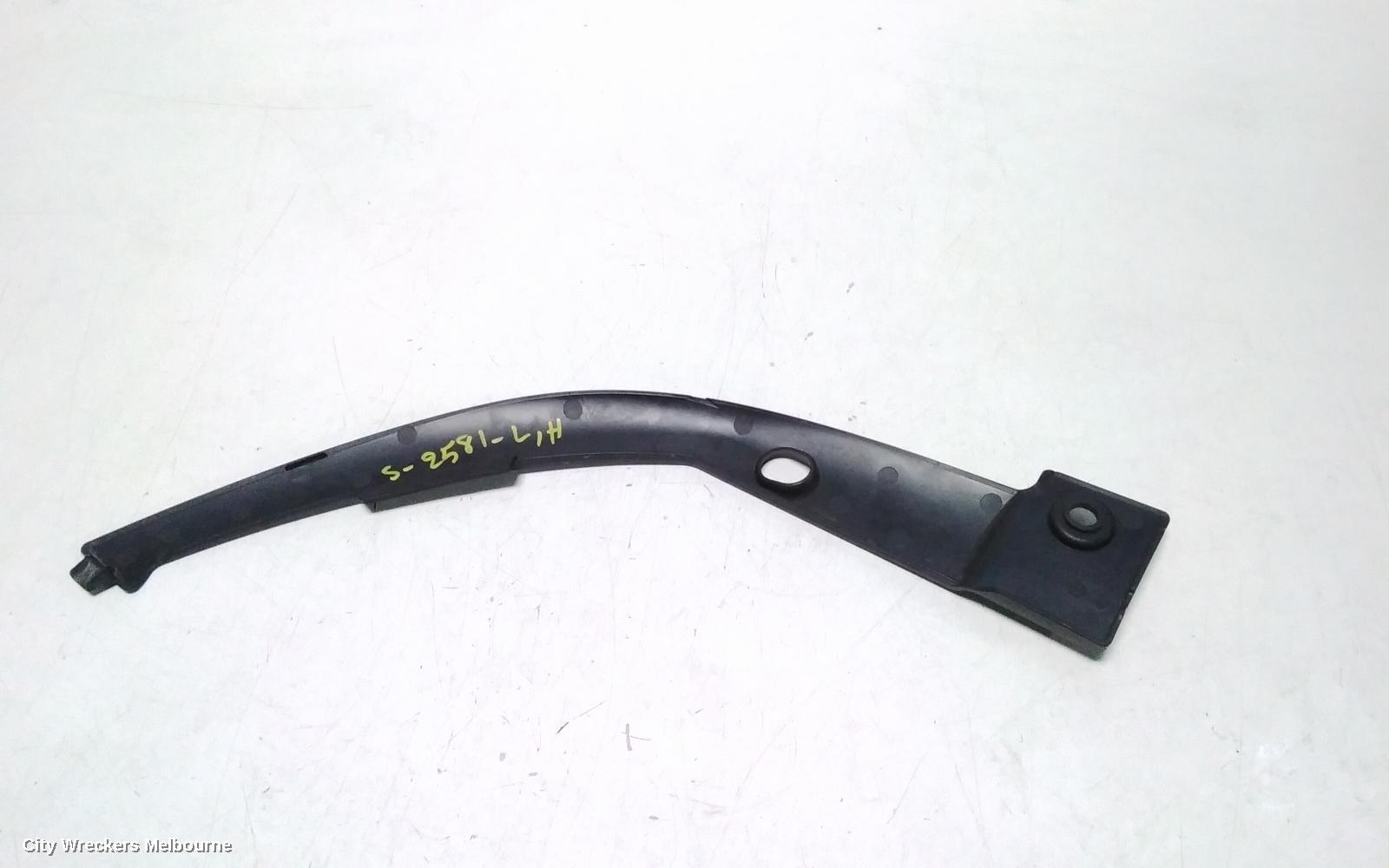 LAND ROVER RANGEROVER SPORT, L494, 12/2013 - 04/2022, LEFT ON TOP HEADLIGHT : 115928