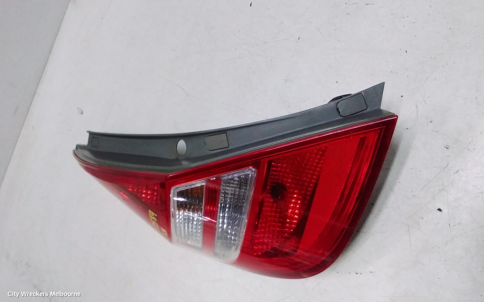 HYUNDAI I30 LEFT TAILLIGHT, FD, HATCH, 09/2007 - 04/2012