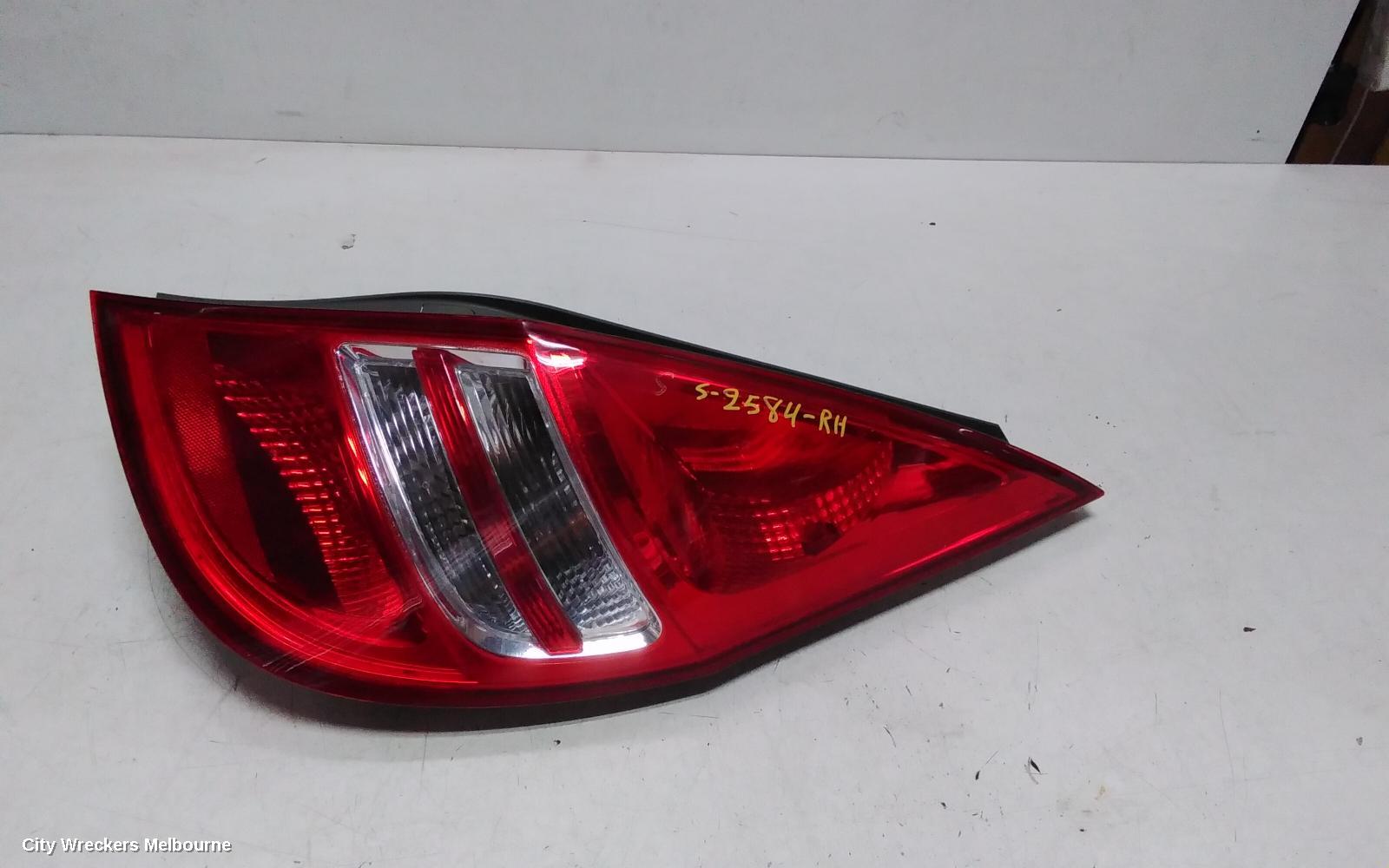 HYUNDAI I30 RIGHT TAILLIGHT, FD, HATCH, 09/2007 - 04/2012