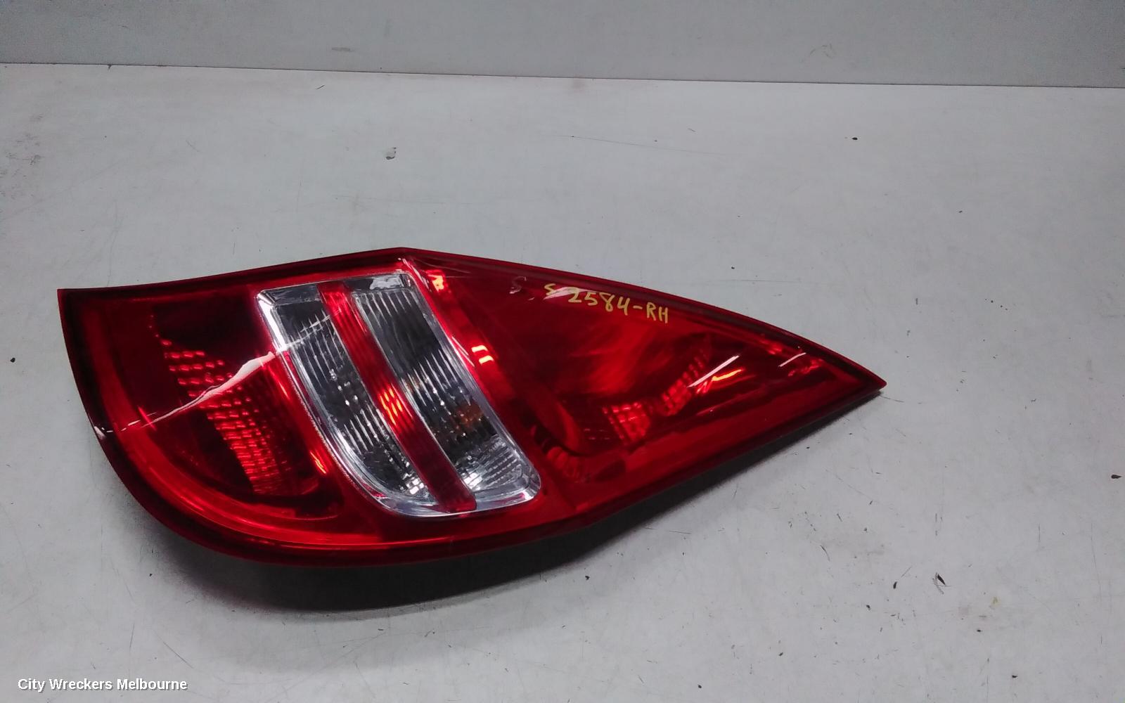 HYUNDAI I30 RIGHT TAILLIGHT, FD, HATCH, 09/2007 - 04/2012