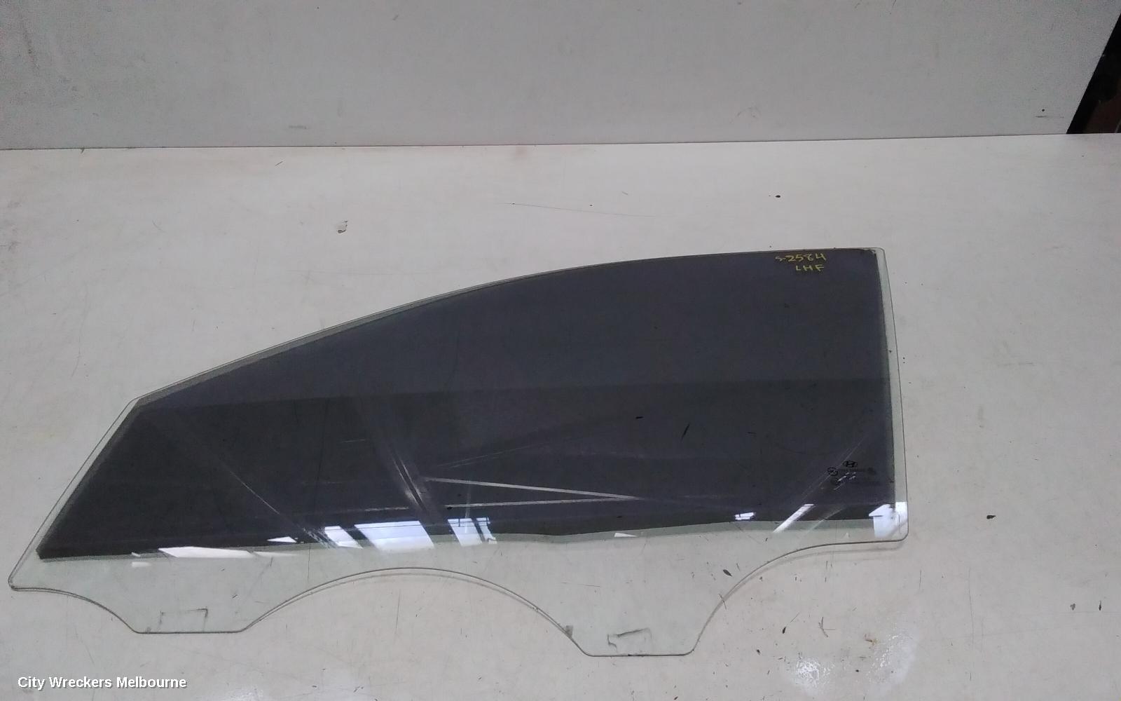 HYUNDAI I30 LEFT FRONT DOOR WINDOW, FD, HATCH, 09/2007 - 04/2012