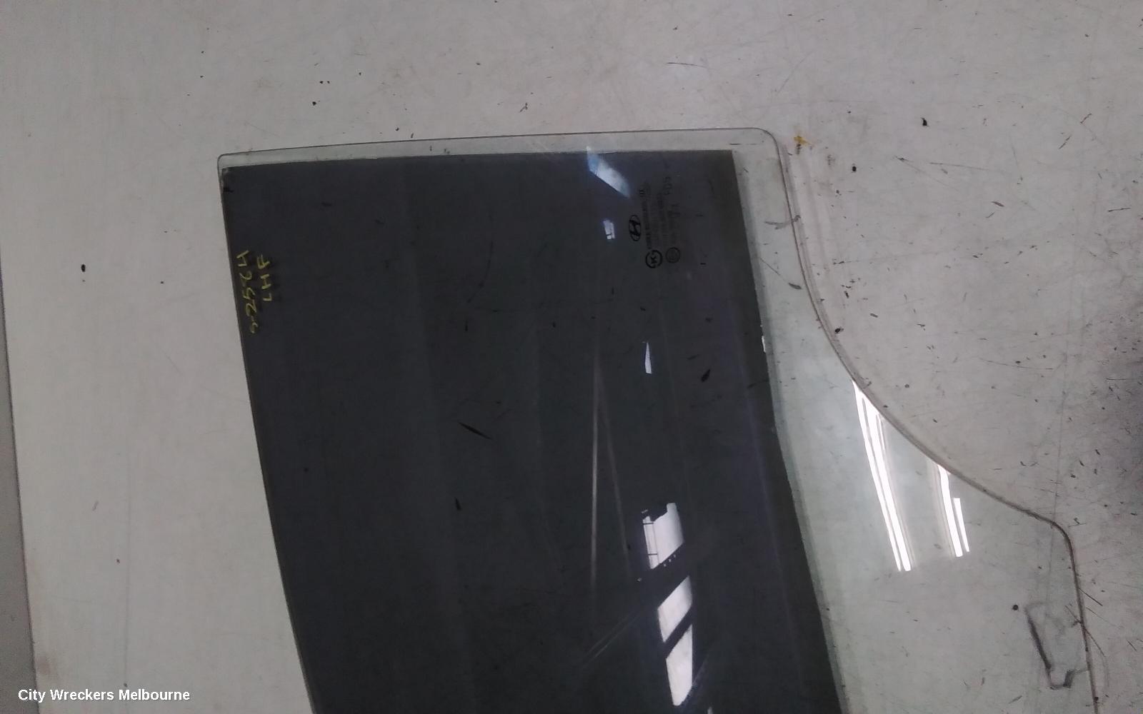 HYUNDAI I30 LEFT FRONT DOOR WINDOW, FD, HATCH, 09/2007 - 04/2012