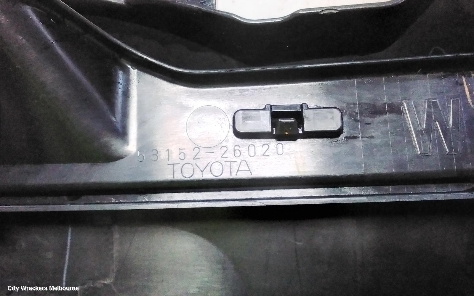 TOYOTA HIACE GRILLE, BUMPER GRILLE (CENTRE), TRH/KDH, SLWB, 08/2010 - 01/2014