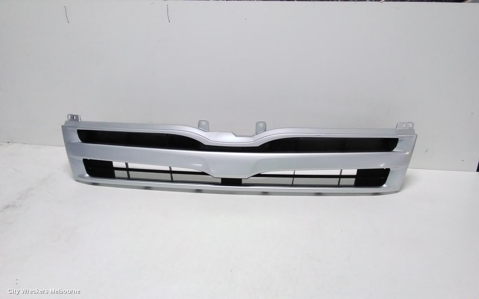 TOYOTA HIACE GRILLE, BUMPER GRILLE (CENTRE), TRH/KDH, SLWB, 08/2010 - 01/2014