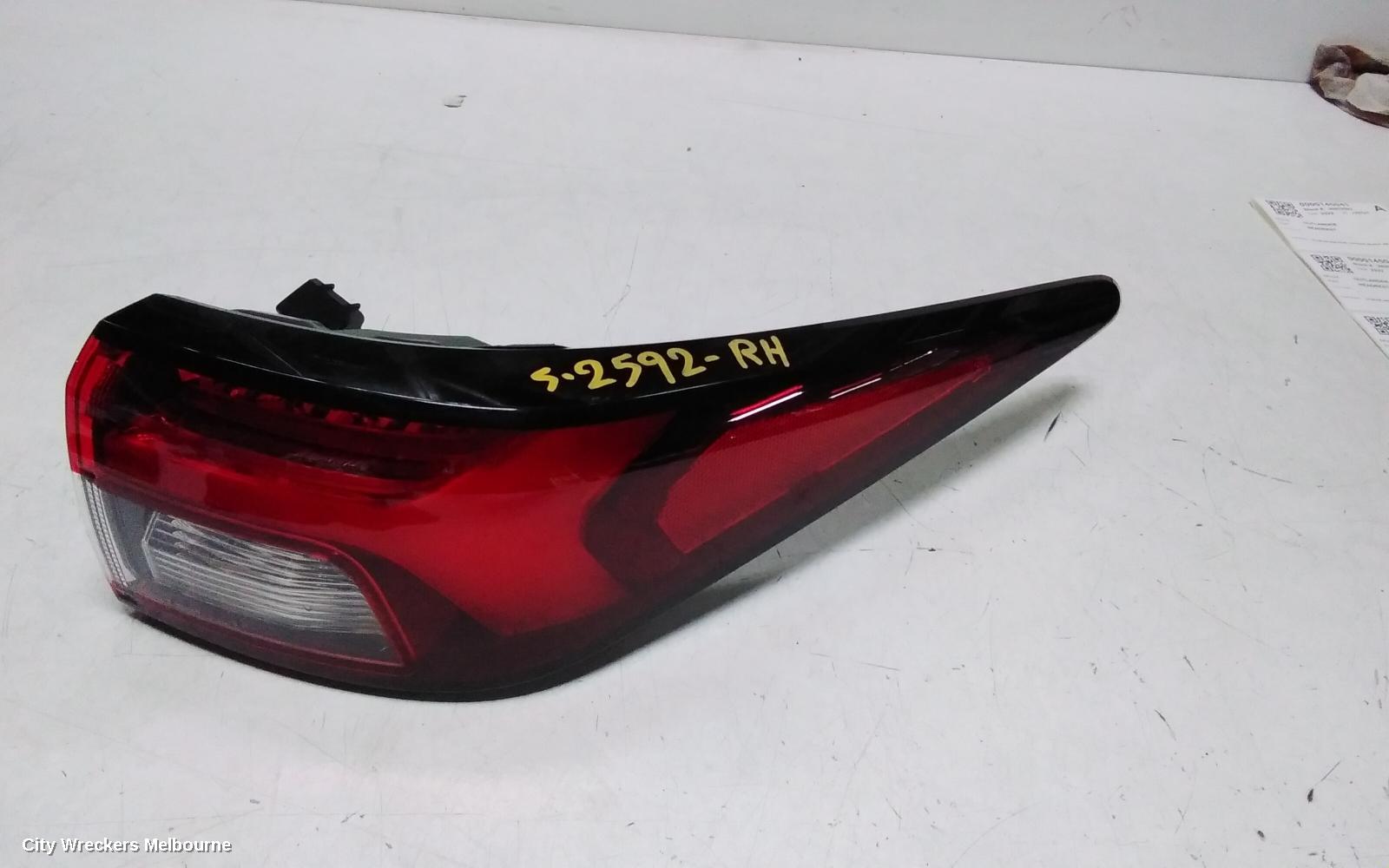 MITSUBISHI OUTLANDER RIGHT TAILLIGHT, ZM, IN BODY, W/ LED TYPE, 08/2021 - 04/2025