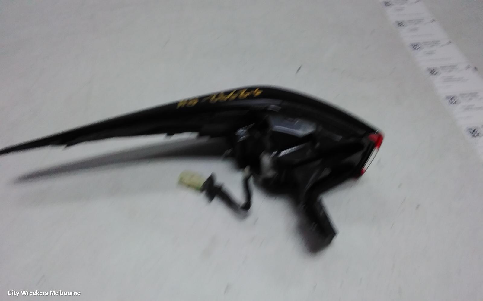MITSUBISHI OUTLANDER RIGHT TAILLIGHT, ZM, IN BODY, W/ LED TYPE, 08/2021 - 04/2025