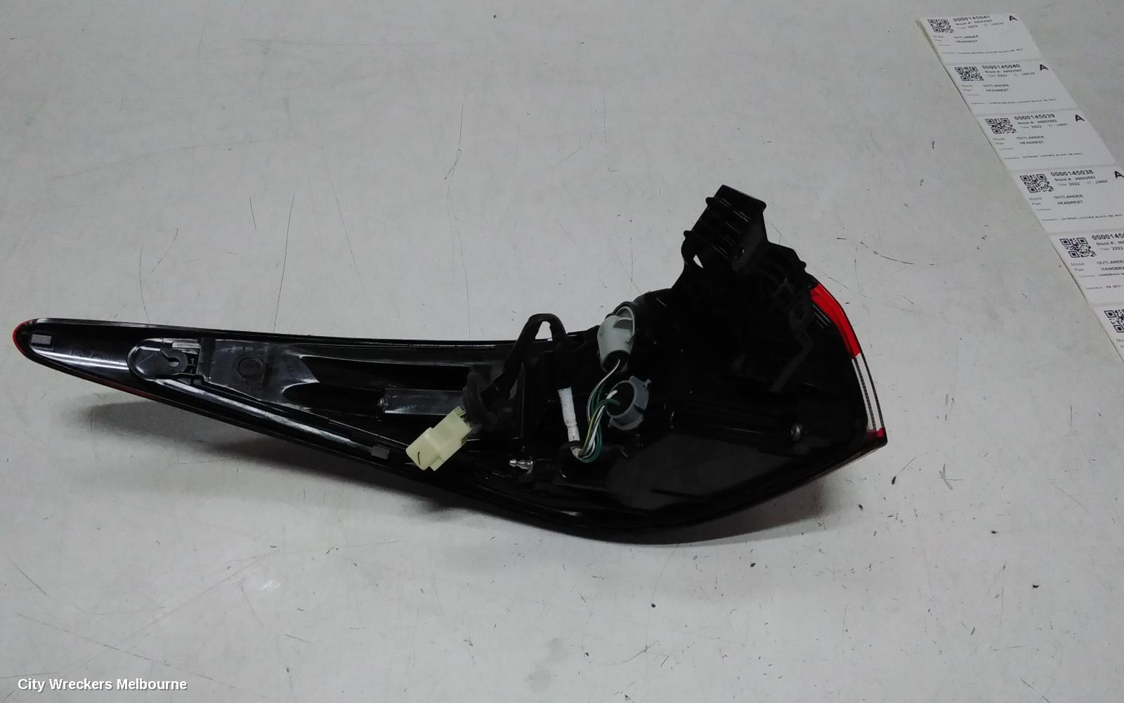 MITSUBISHI OUTLANDER RIGHT TAILLIGHT, ZM, IN BODY, W/ LED TYPE, 08/2021 - 04/2025