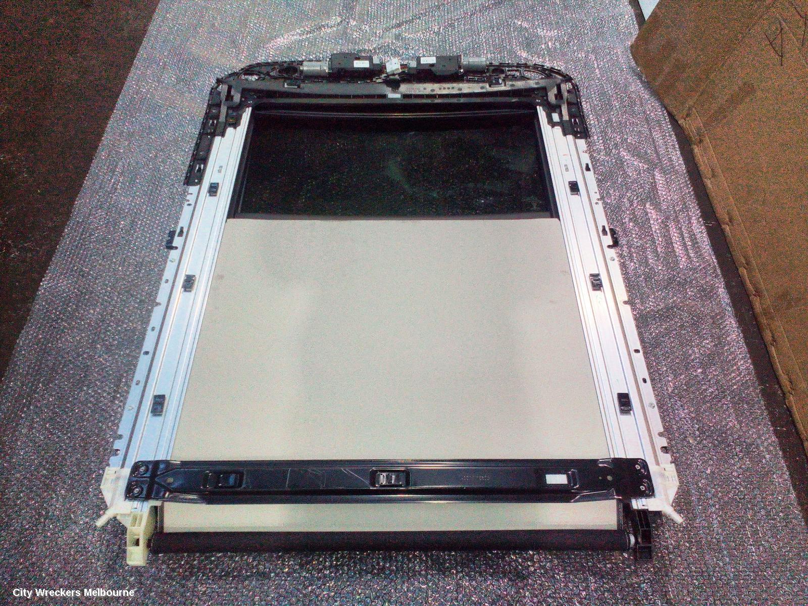 MITSUBISHI OUTLANDER ROOF GLASS/SUNROOF/T, ZM, 08/2021 ONWARDS