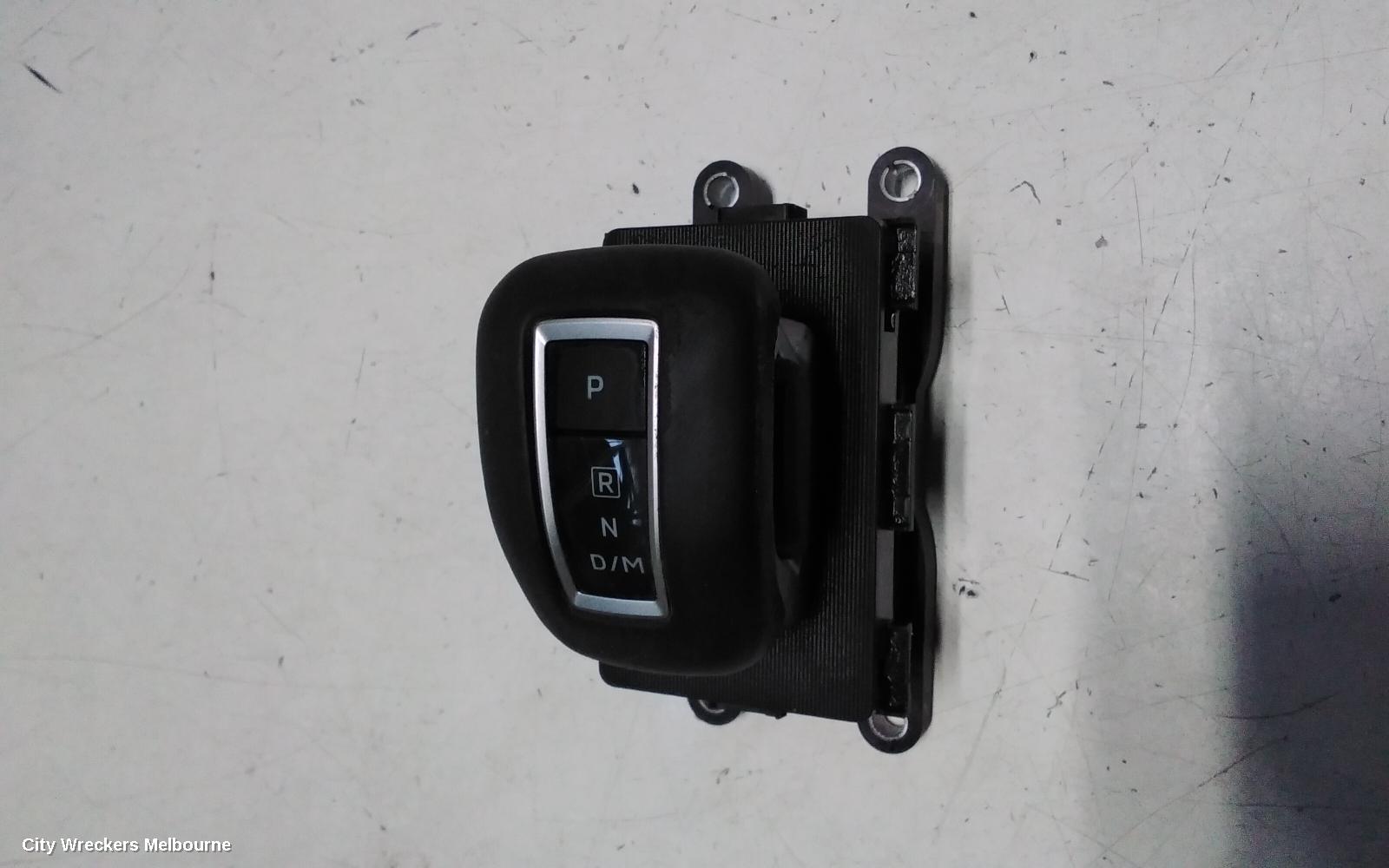 MITSUBISHI OUTLANDER GEAR STICK/SHIFTER, ZM, 08/2021 ONWARDS
