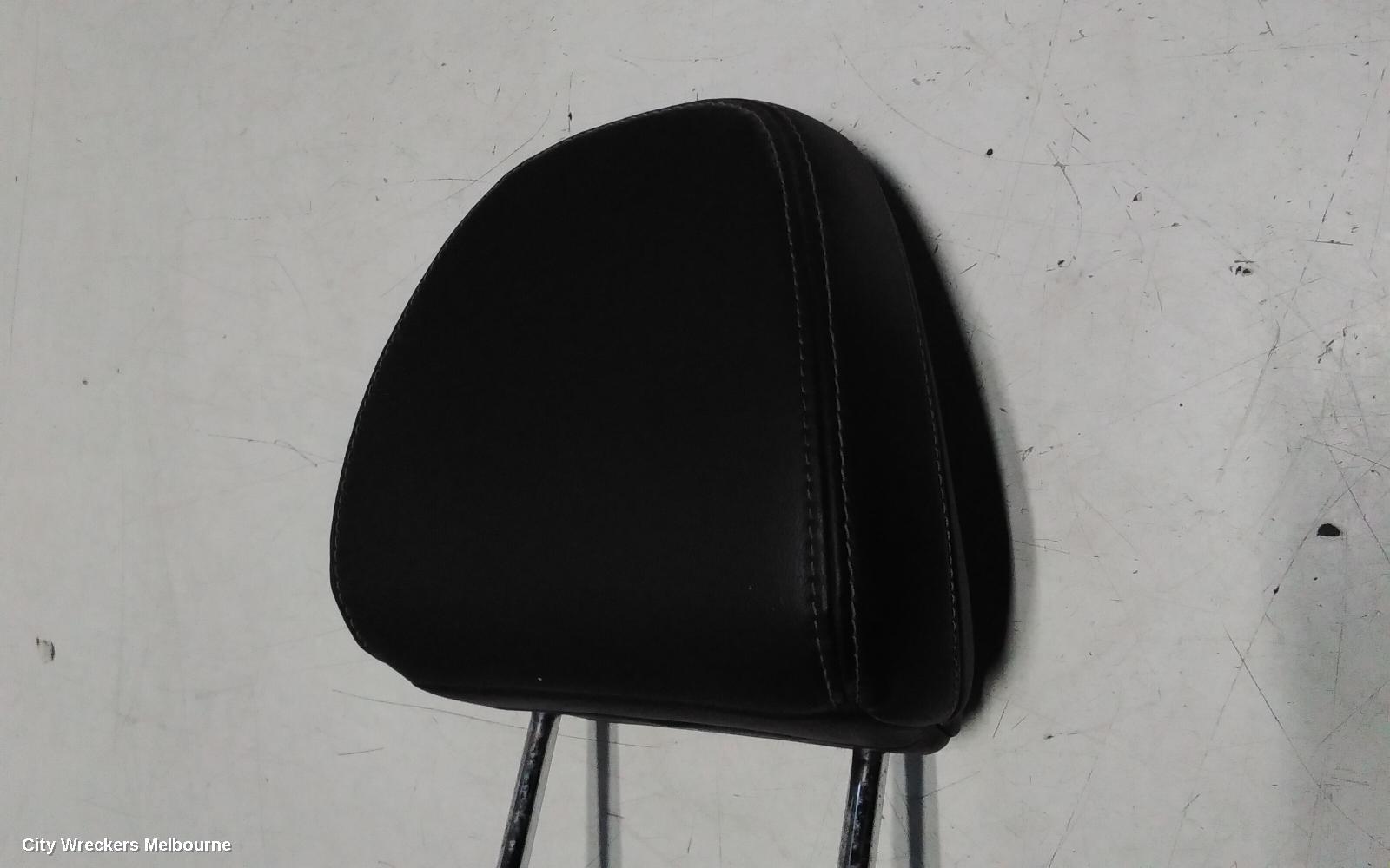 MITSUBISHI OUTLANDER HEADREST, RH FRONT, LEATHER, BLACK, ZM, 08/2021 ONWARDS