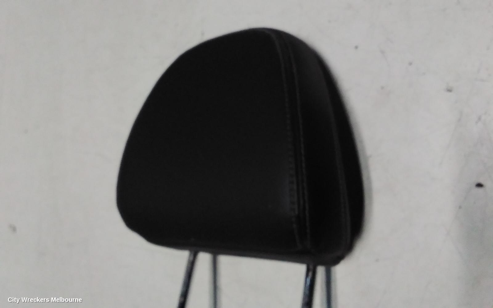 MITSUBISHI OUTLANDER HEADREST, RH FRONT, LEATHER, BLACK, ZM, 08/2021 ONWARDS
