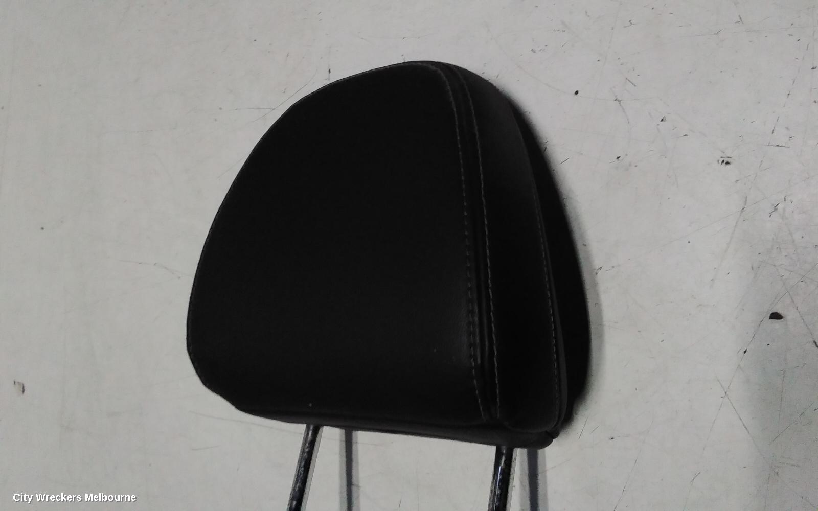MITSUBISHI OUTLANDER HEADREST, RH FRONT, LEATHER, BLACK, ZM, 08/2021 ONWARDS
