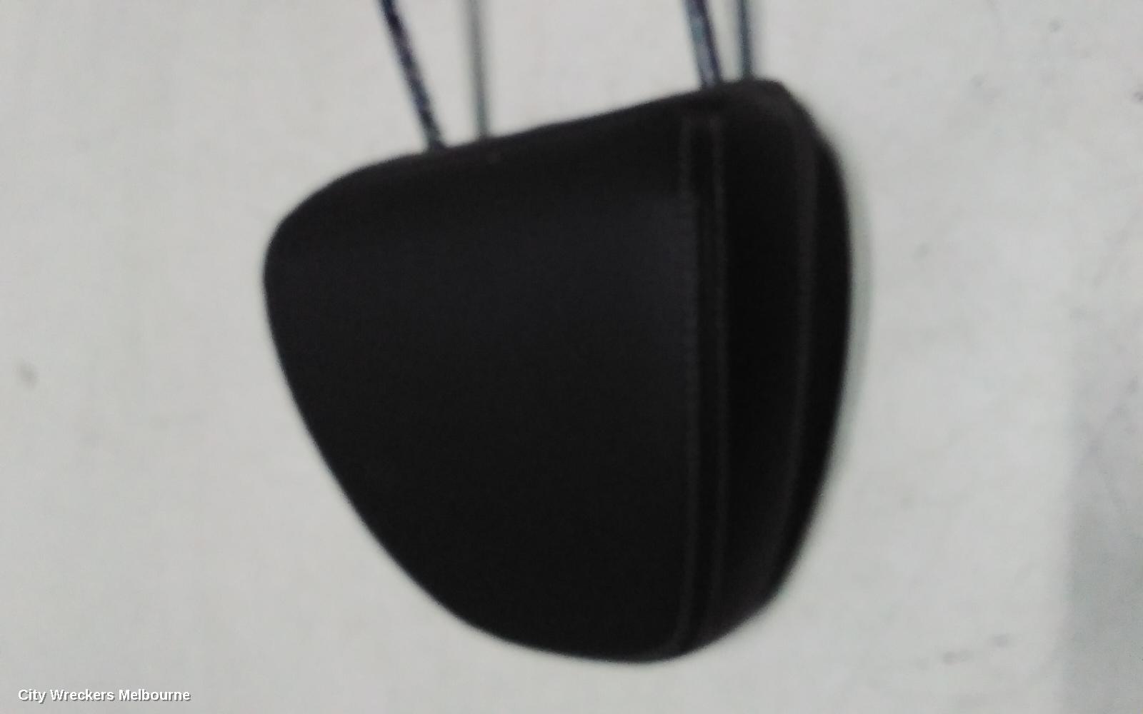 MITSUBISHI OUTLANDER HEADREST, RH FRONT, LEATHER, BLACK, ZM, 08/2021 ONWARDS