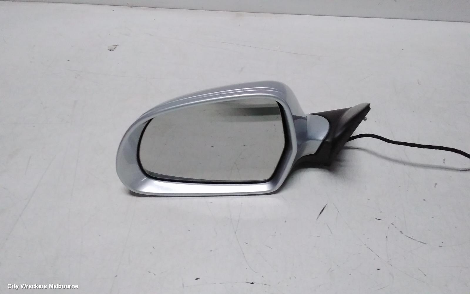 SKODA OCTAVIA LEFT DOOR MIRROR, 1Z, AMBIENTE/RS, MANUAL FOLD, NON SURROUND LIGHT TYPE (6XD), 02/2009 - 10/2013