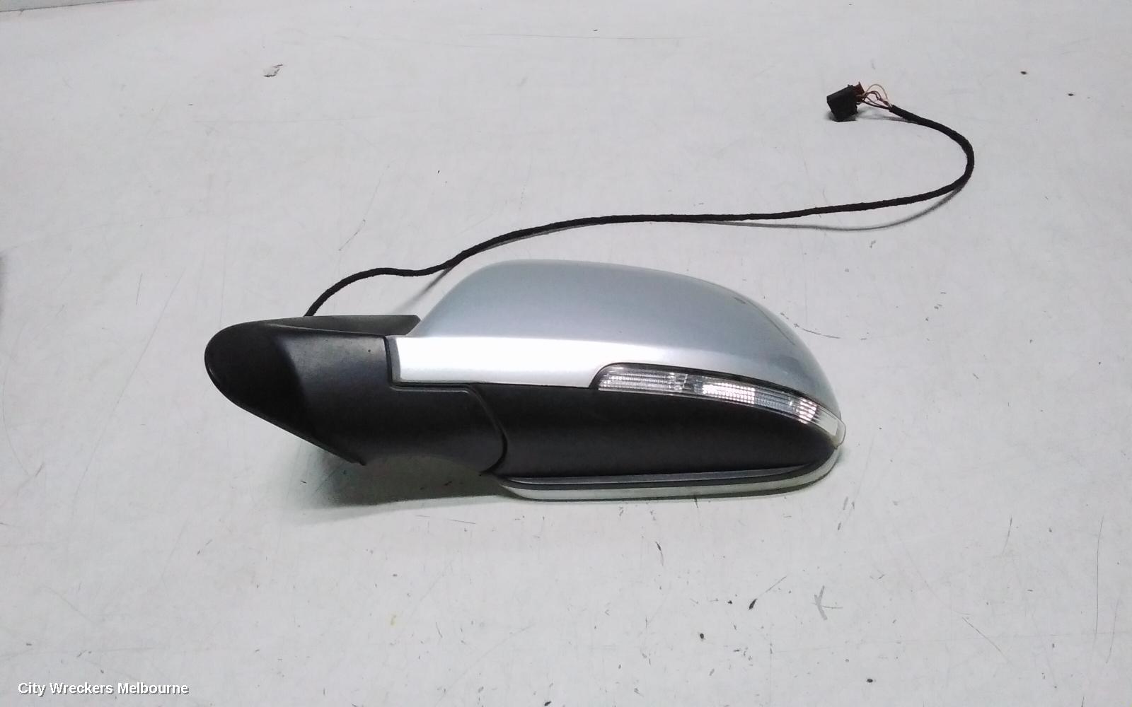 SKODA OCTAVIA LEFT DOOR MIRROR, 1Z, AMBIENTE/RS, MANUAL FOLD, NON SURROUND LIGHT TYPE (6XD), 02/2009 - 10/2013