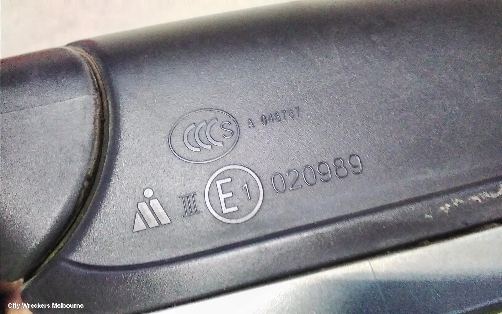 SKODA OCTAVIA LEFT DOOR MIRROR, 1Z, AMBIENTE/RS, MANUAL FOLD, NON SURROUND LIGHT TYPE (6XD), 02/2009 - 10/2013