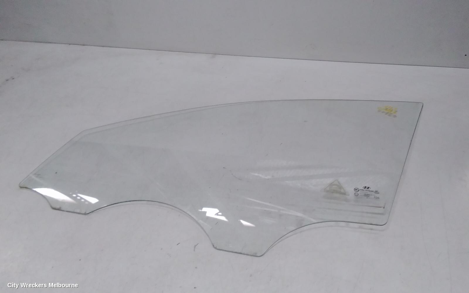 HYUNDAI I30 LEFT FRONT DOOR WINDOW, FD, HATCH, 09/2007 - 04/2012