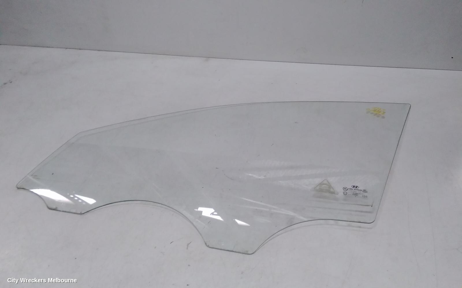 HYUNDAI I30 LEFT FRONT DOOR WINDOW, FD, HATCH, 09/2007 - 04/2012