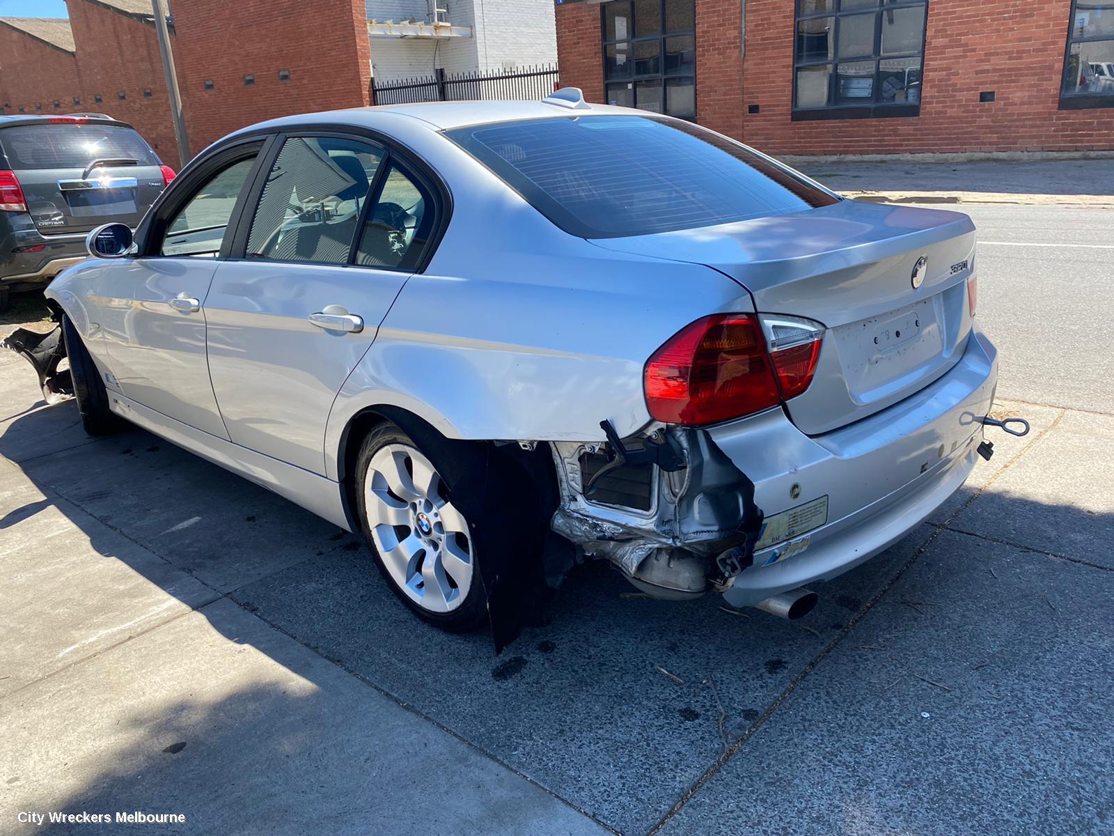 BMW 3 SERIES RIGHT GUARD, E90/E91, SEDAN/WAGON, STD TYPE, 03/2005 - 04/2012