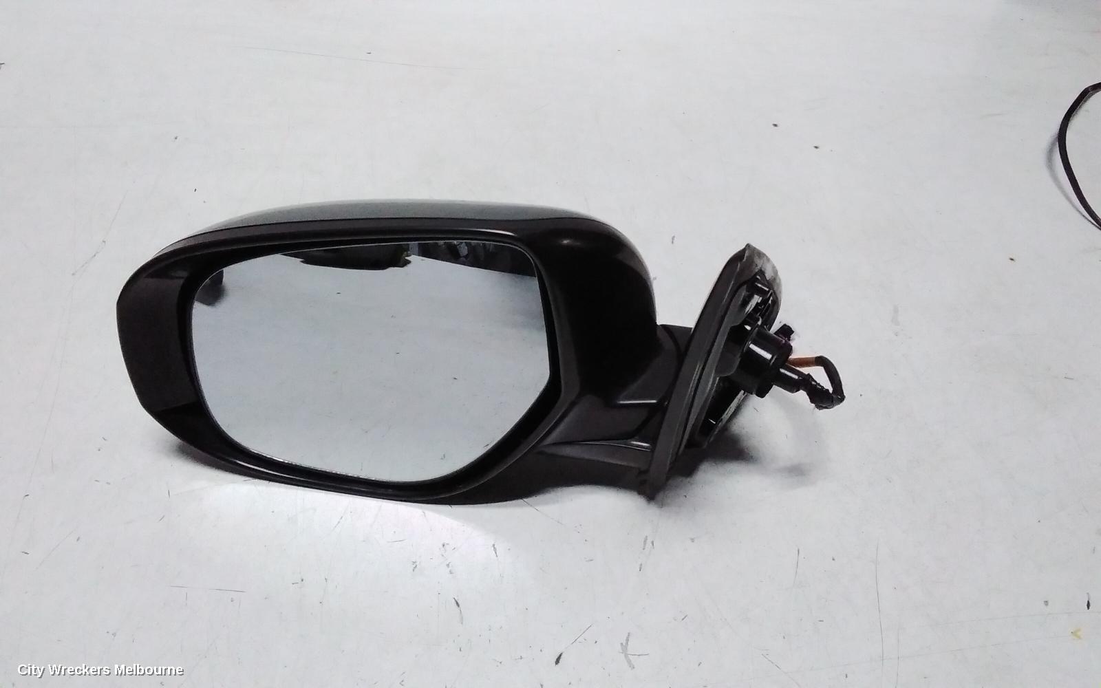 MITSUBISHI OUTLANDER LEFT DOOR MIRROR, ZJ, NON FLASHER TYPE (3 WIRE), 10/2012 - 03/2015