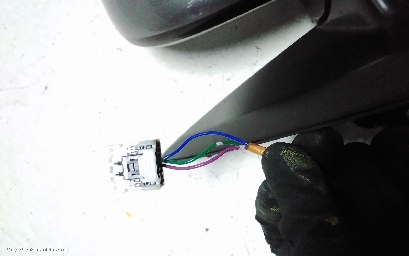MITSUBISHI OUTLANDER LEFT DOOR MIRROR, ZJ, NON FLASHER TYPE (3 WIRE), 10/2012 - 03/2015