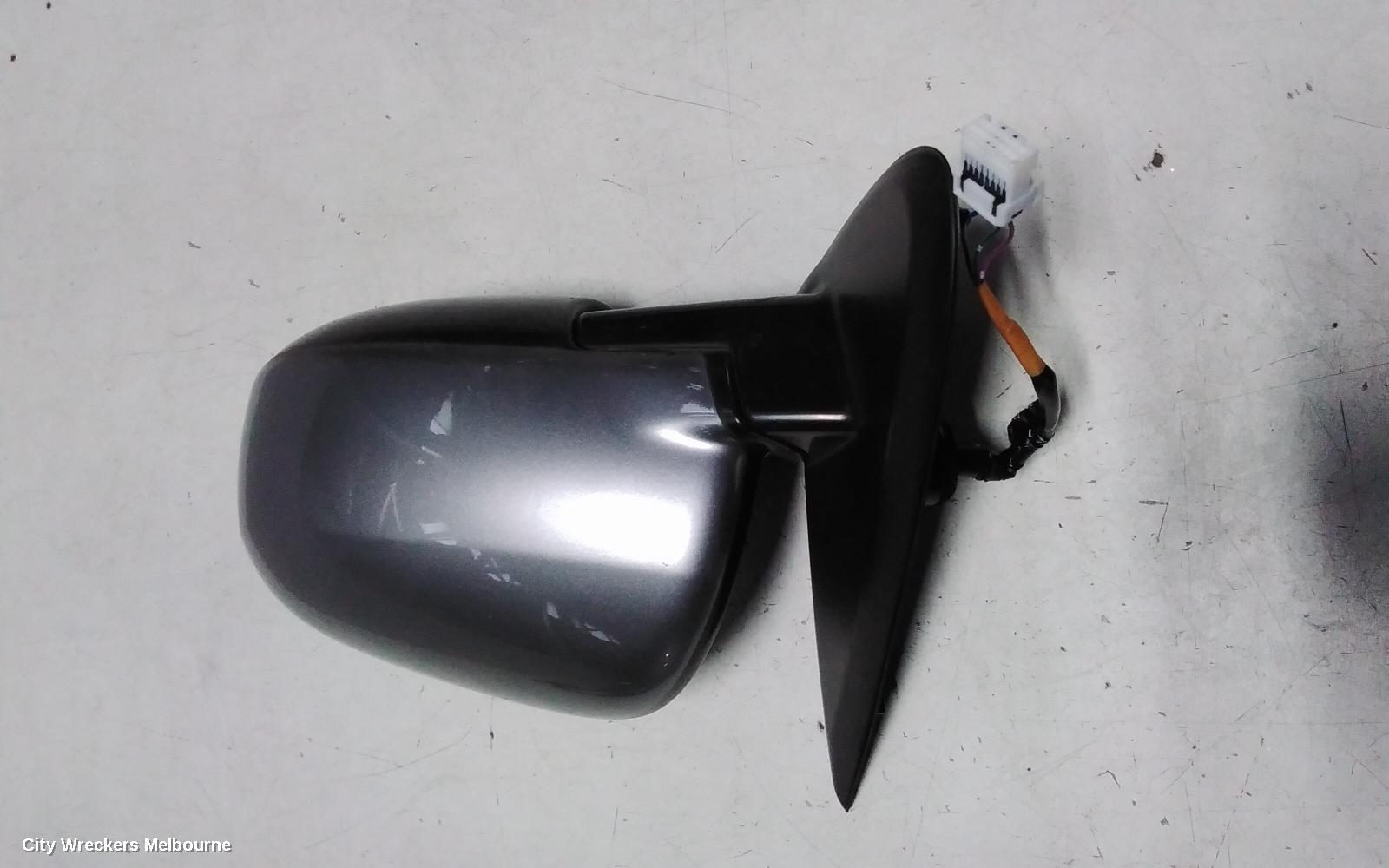 MITSUBISHI OUTLANDER LEFT DOOR MIRROR, ZJ, NON FLASHER TYPE (3 WIRE), 10/2012 - 03/2015