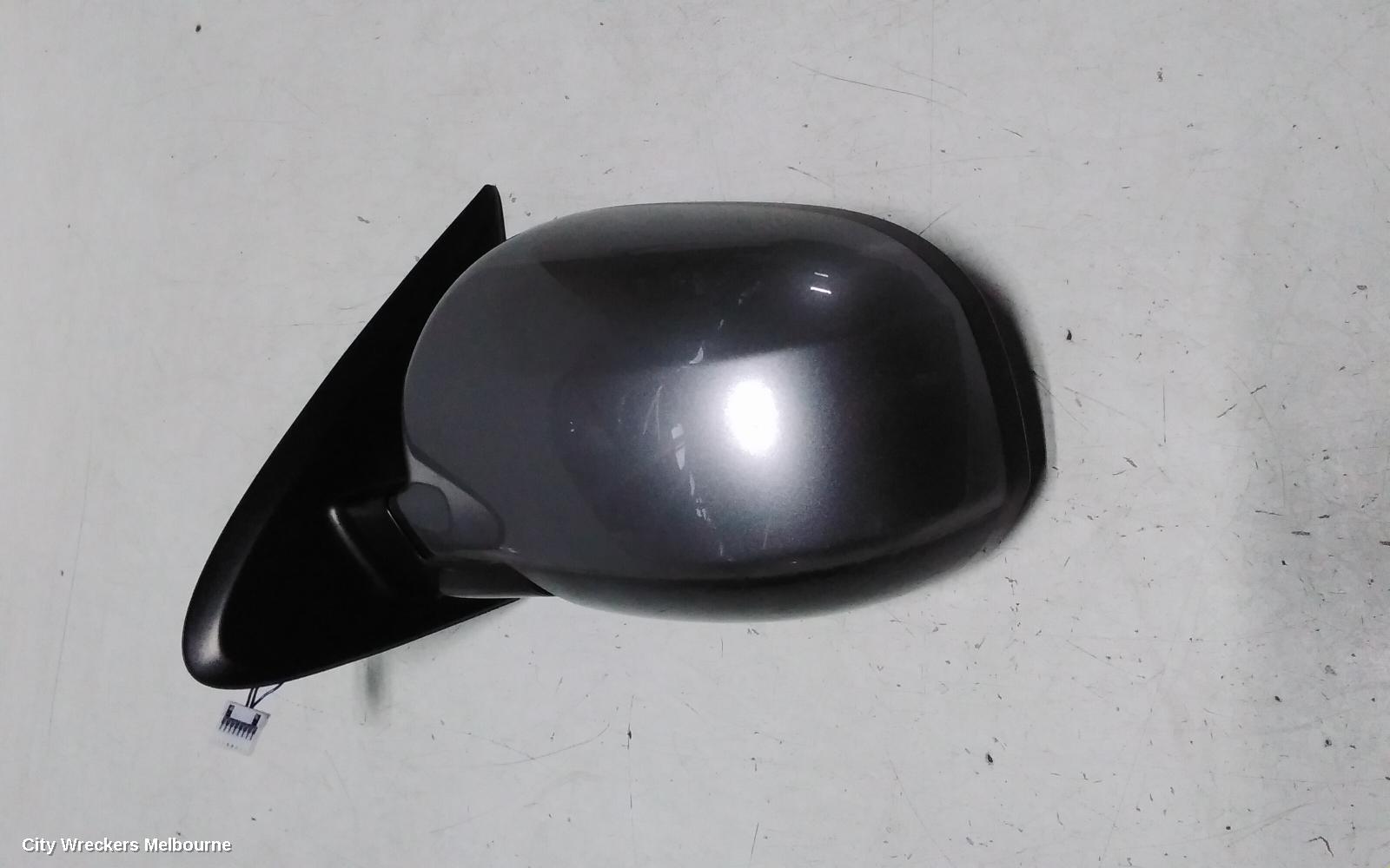 MITSUBISHI OUTLANDER LEFT DOOR MIRROR, ZJ, NON FLASHER TYPE (3 WIRE), 10/2012 - 03/2015