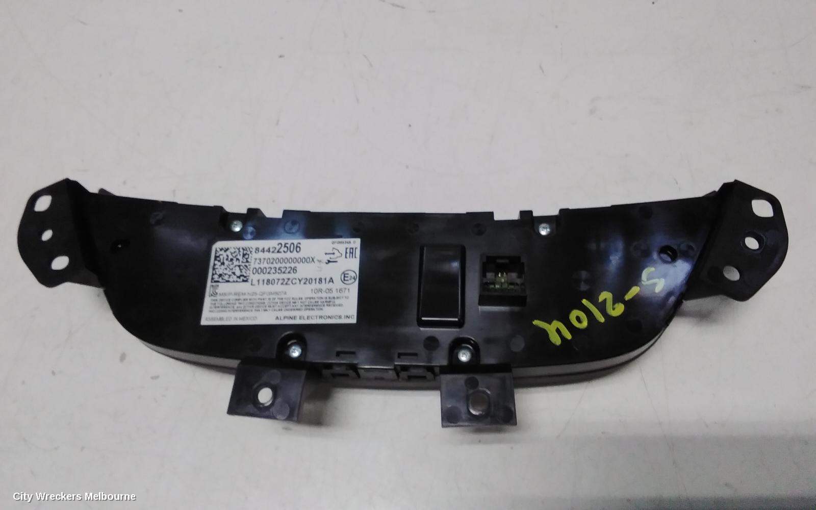 HOLDEN EQUINOX HEATER/AC CONTROLS, DUAL ZONE CLIMATE CONTROL, W/ HEATED ONLY SEATS TYPE, EQ, 09/2017 - 12/2020