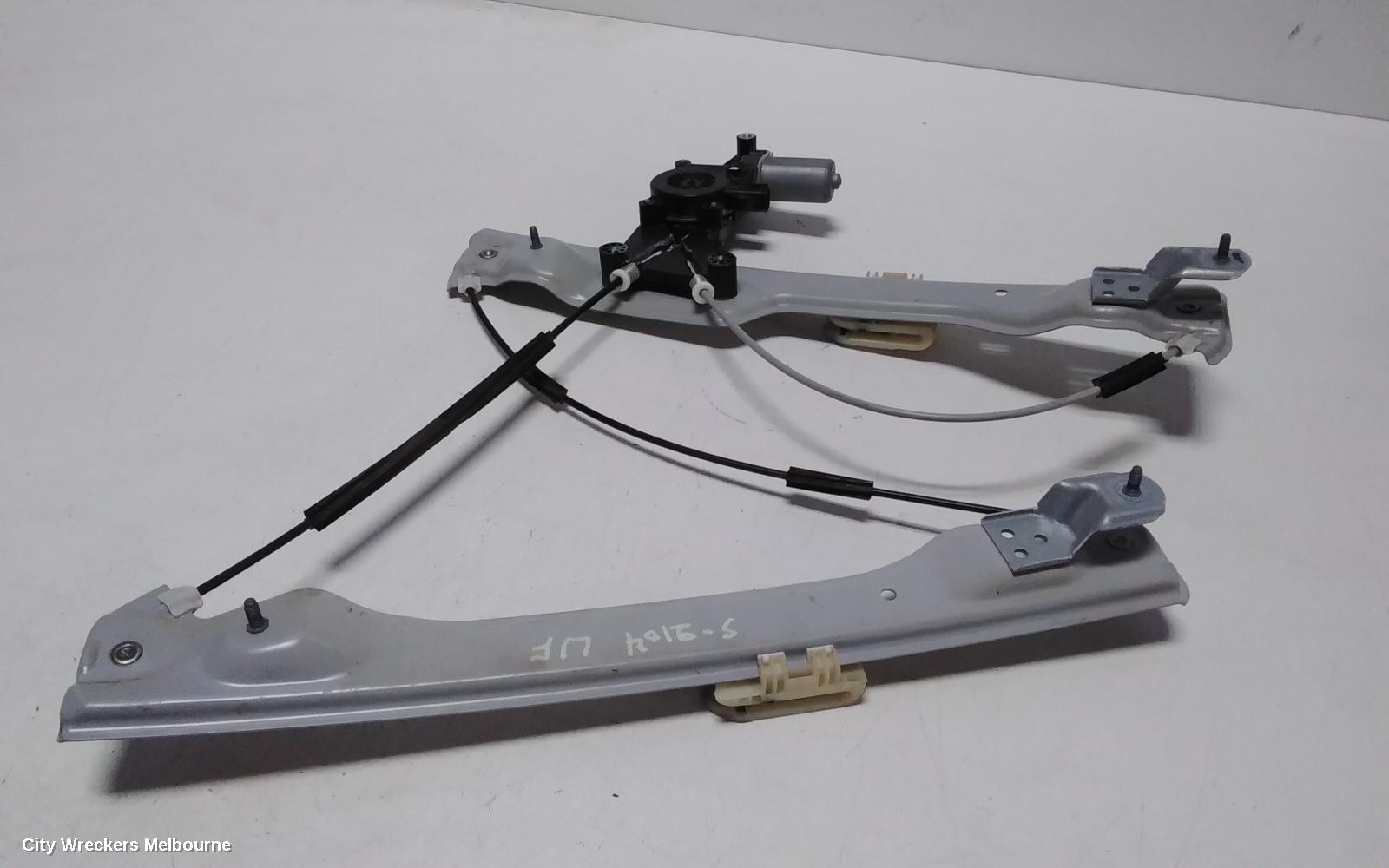 HOLDEN EQUINOX LEFT FRONT WINDOW REG/MOTOR, EQ, 09/2017 - 12/2020