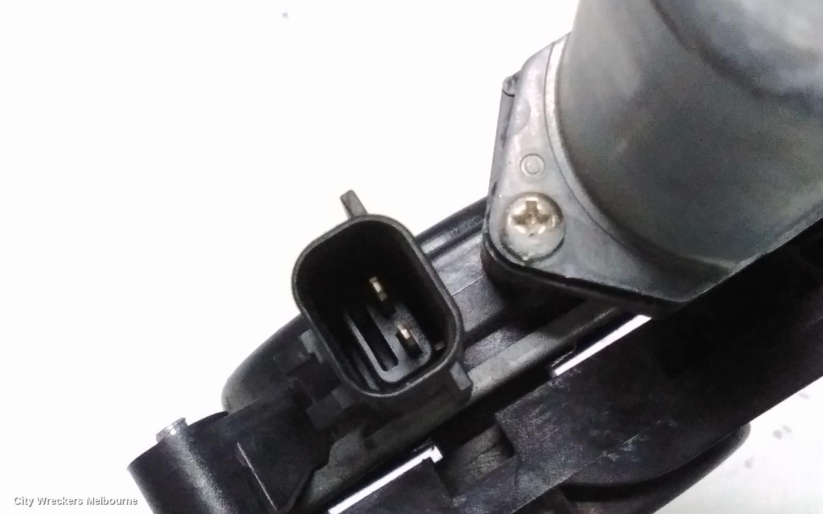 HOLDEN EQUINOX LEFT FRONT WINDOW REG/MOTOR, EQ, 09/2017 - 12/2020