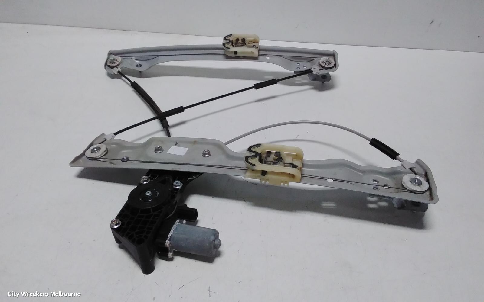 HOLDEN EQUINOX LEFT FRONT WINDOW REG/MOTOR, EQ, 09/2017 - 12/2020