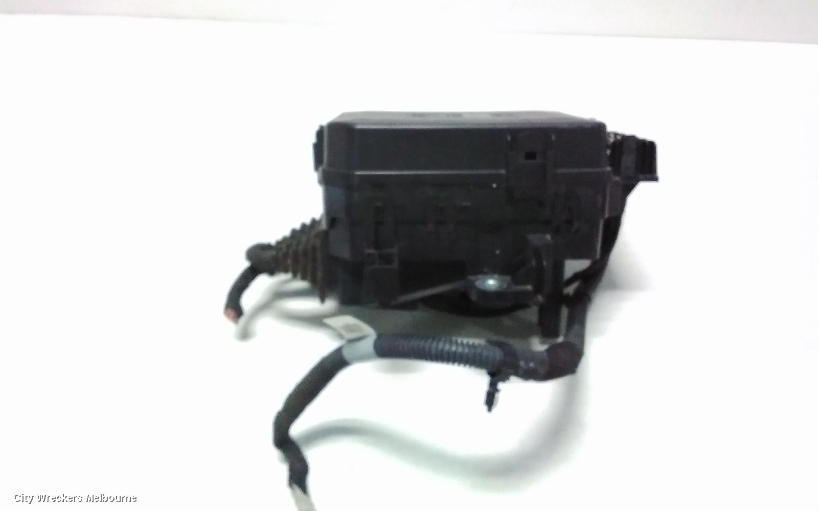 HOLDEN EQUINOX FUSE BOX, ENGINE BAY, EQ, 09/2017 - 12/2020
