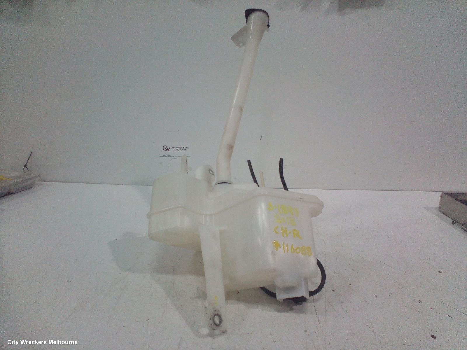 TOYOTA C-HR WASHER BOTTLE, GEN 1, 12/2016 - 09/2023