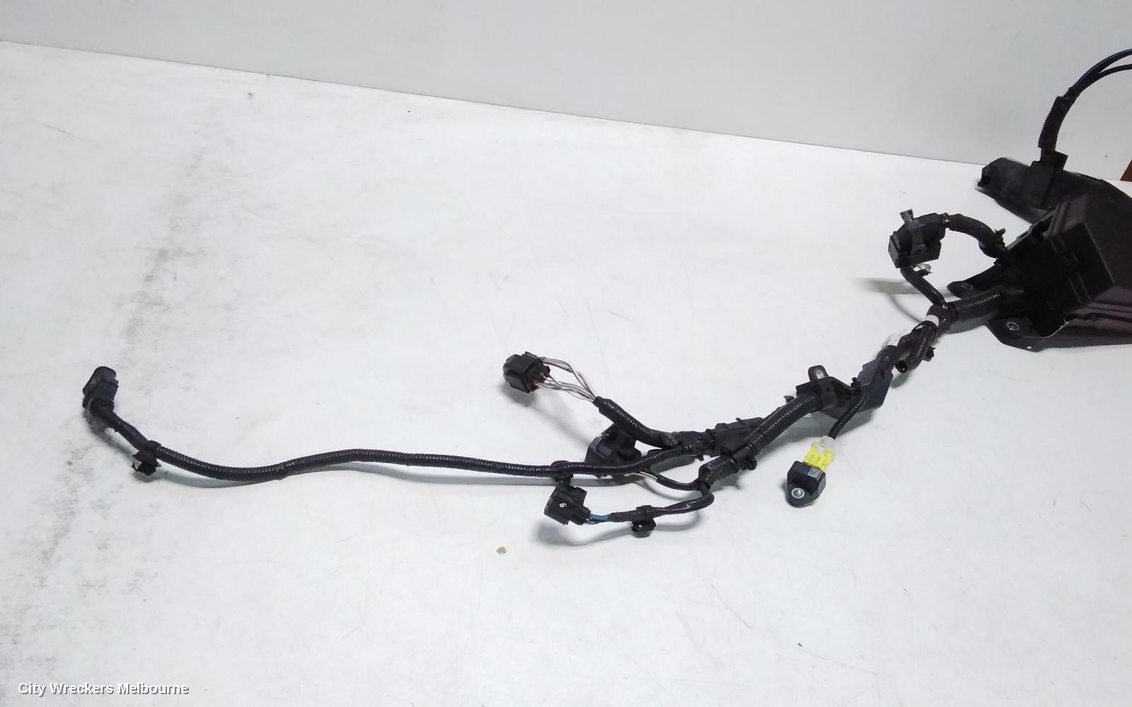 TOYOTA C-HR FUSE BOX, GEN 1, 12/2016 - 09/2023