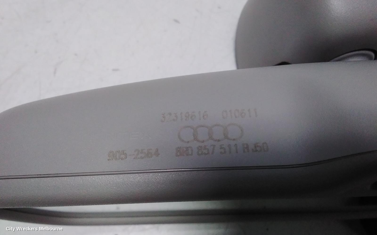AUDI Q7 INTERIOR MIRROR, 4L, BLACK PLUG, 09/2006 - 08/2015