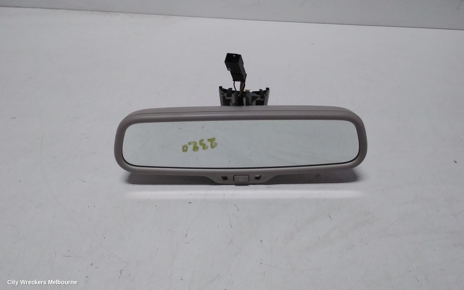 AUDI Q7 INTERIOR MIRROR, 4L, BLACK PLUG, 09/2006 - 08/2015