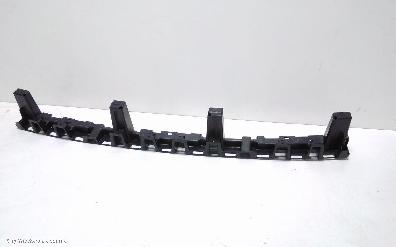 JEEP GRANDCHEROKEE R/BAR BRACKET/REINFO, ENERGY ABSORBER, WK, 10/2010 - 02/2022