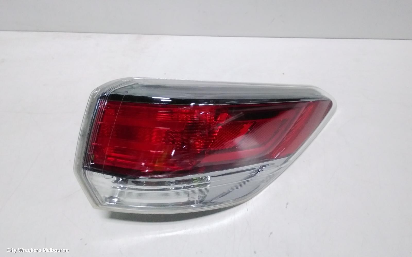 TOYOTA KLUGER RIGHT TAILLIGHT, GSU50/GSU55, 12/2013 - 02/2021