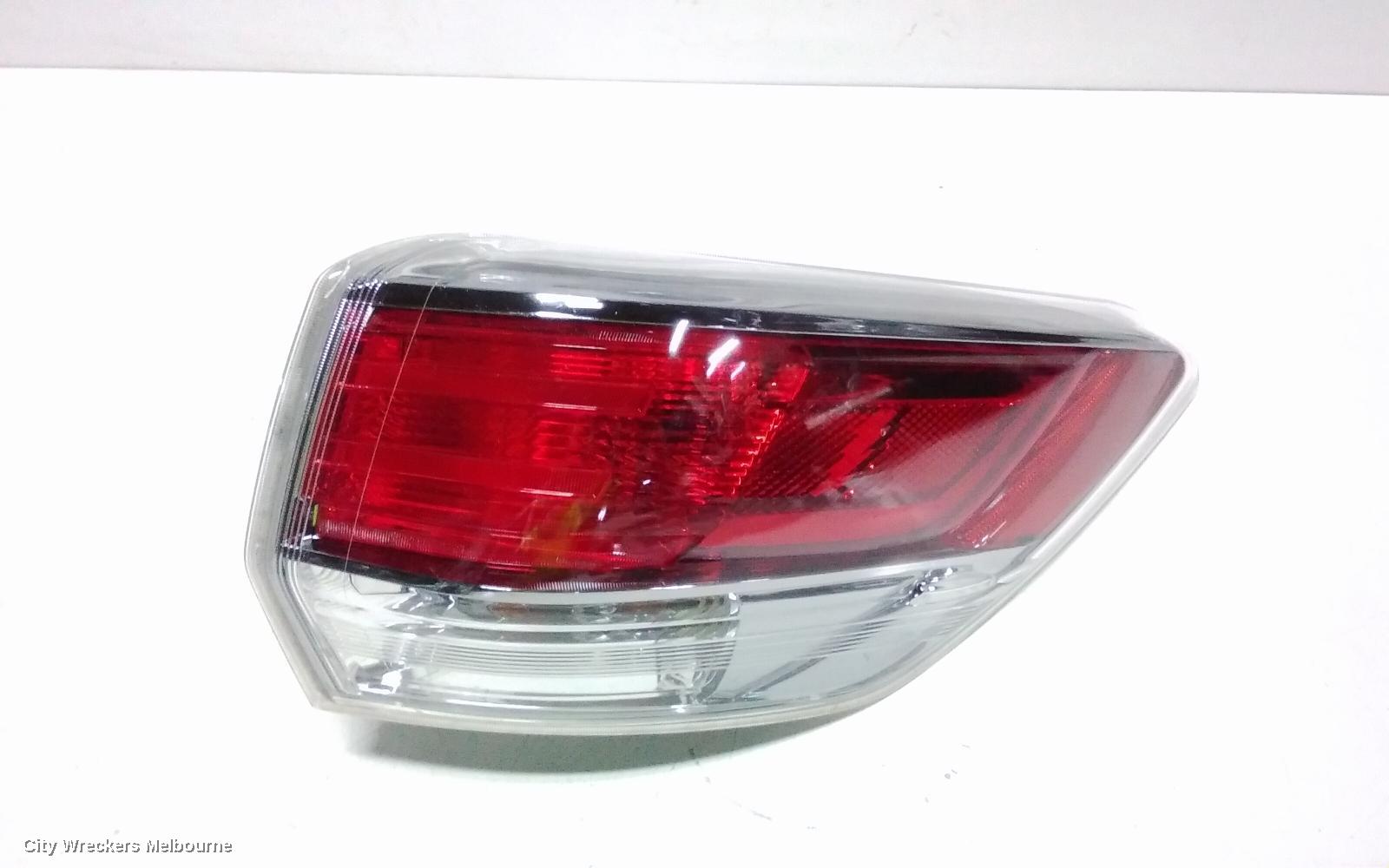 TOYOTA KLUGER RIGHT TAILLIGHT, GSU50/GSU55, 12/2013 - 02/2021