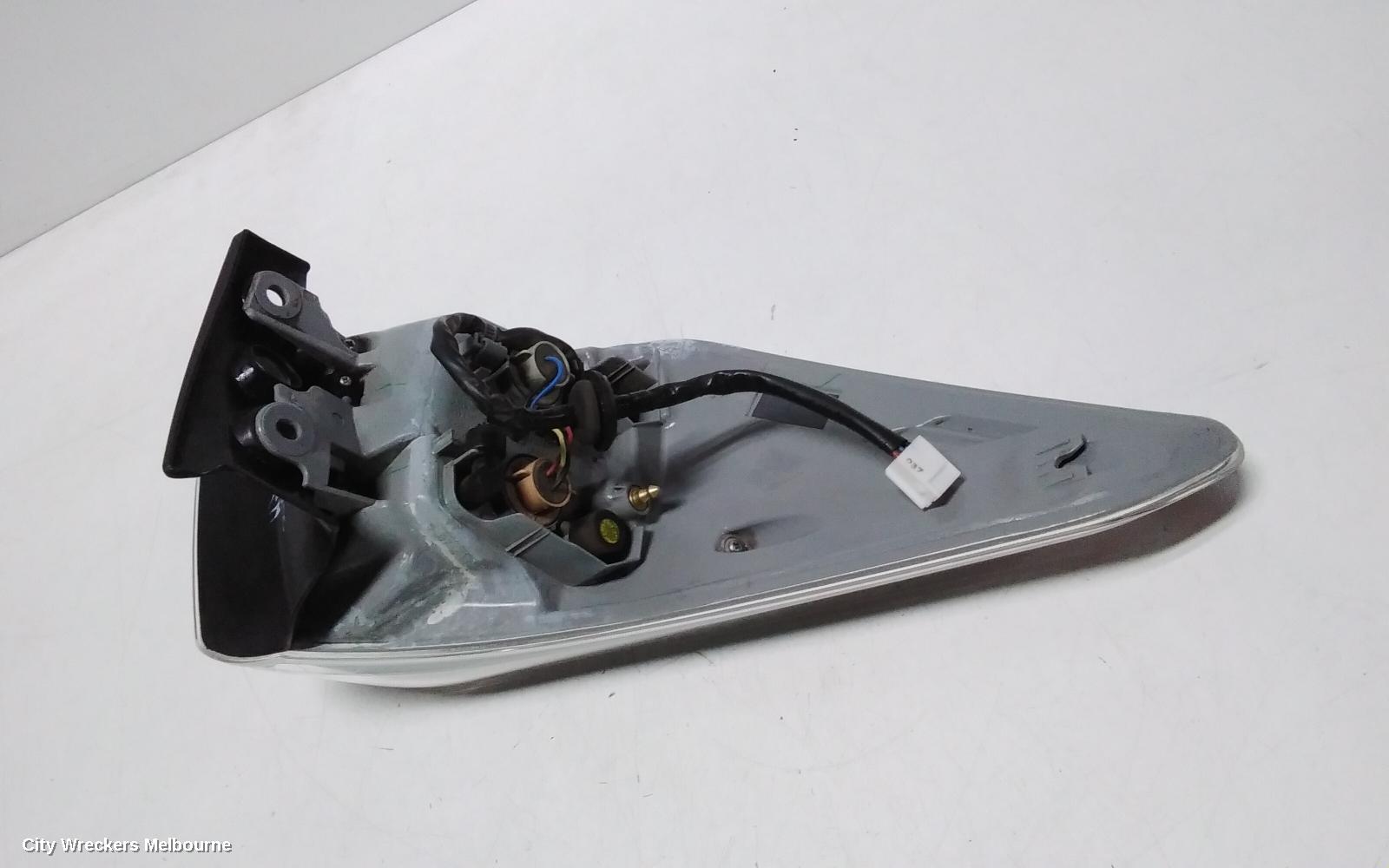 TOYOTA KLUGER RIGHT TAILLIGHT, GSU50/GSU55, 12/2013 - 02/2021
