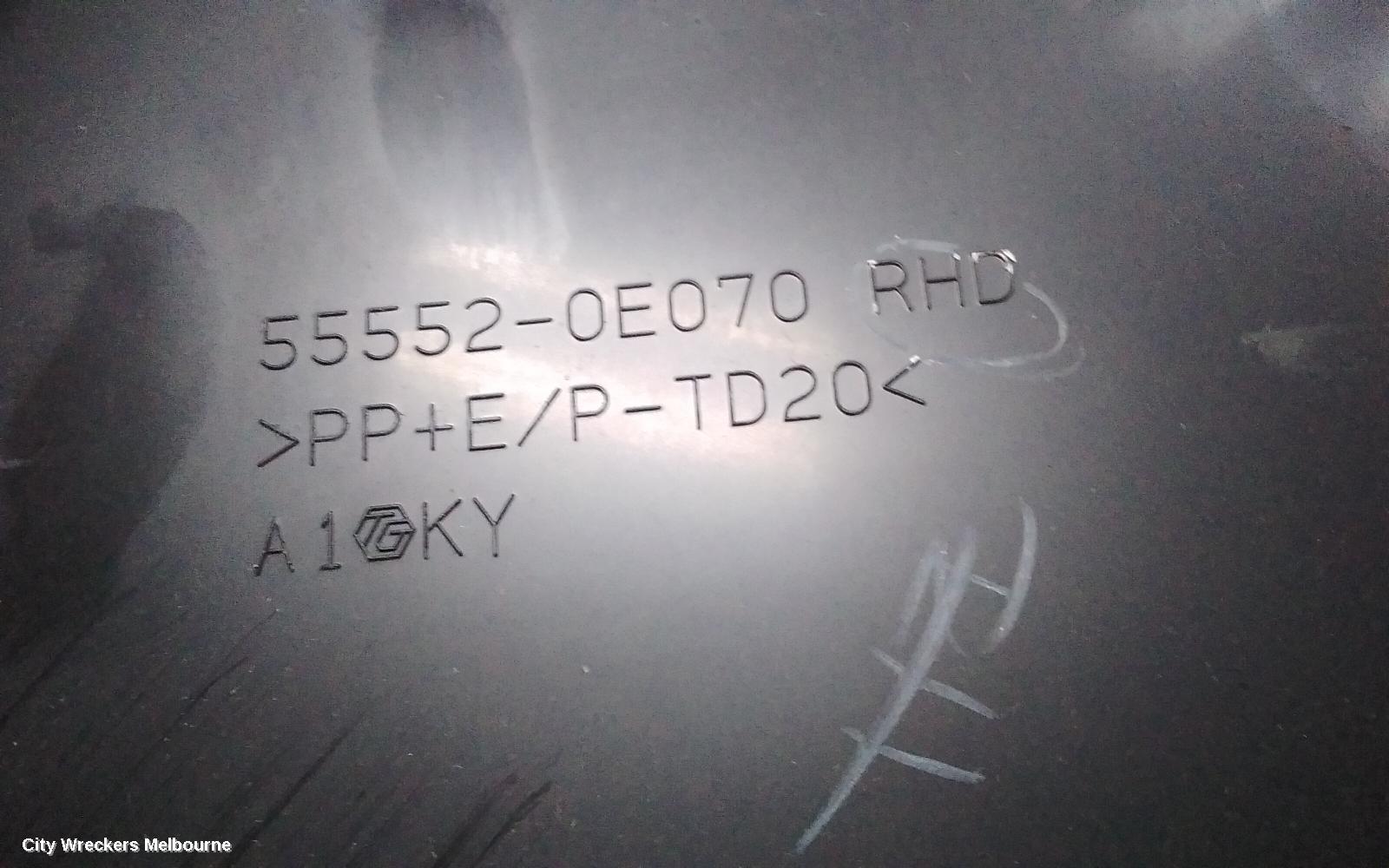 TOYOTA KLUGER GLOVE BOX, XU50 SERIES, 03/2014 - 02/2021