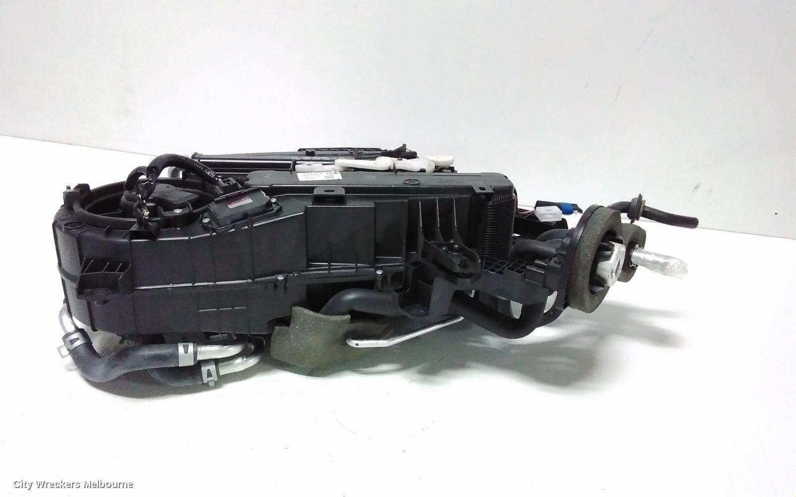 TOYOTA KLUGER HEATER FAN MOTOR, GSU50/GSU55, REAR, 12/2013 - 02/2021