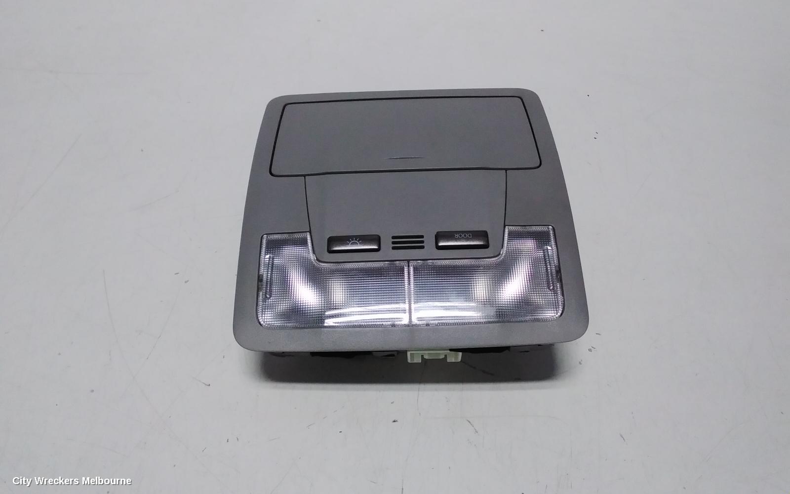 TOYOTA KLUGER COURTESY LIGHT, XU50 SERIES, 03/2014 - 02/2021
