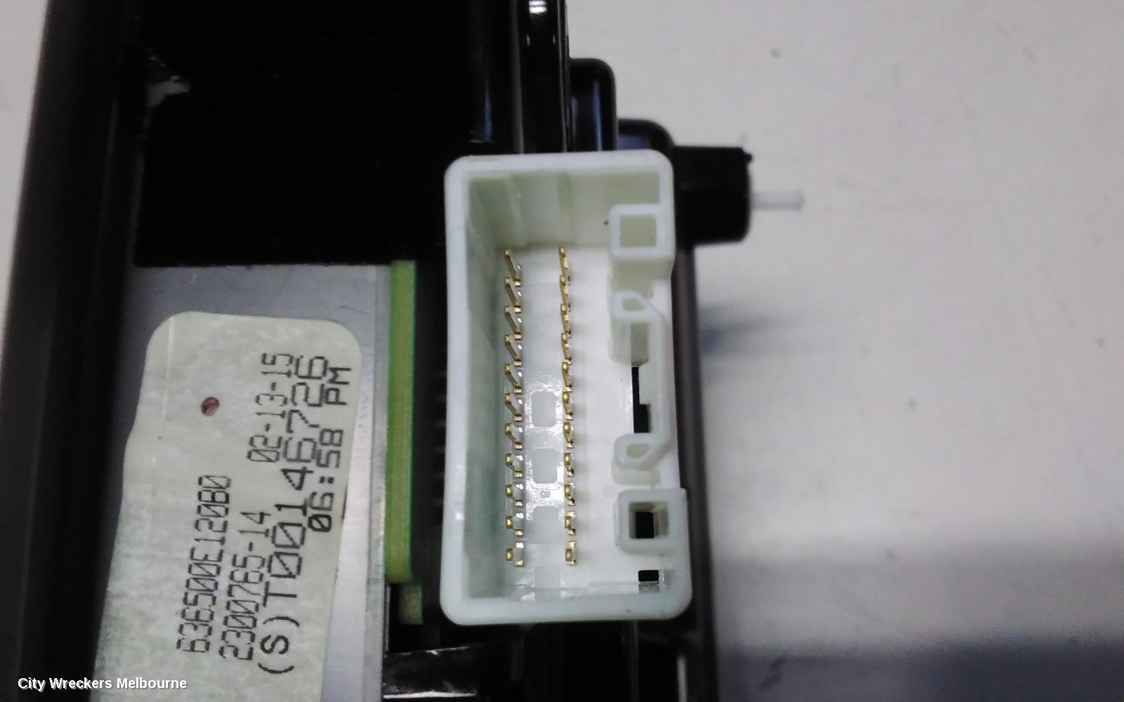 TOYOTA KLUGER COURTESY LIGHT, XU50 SERIES, 03/2014 - 02/2021