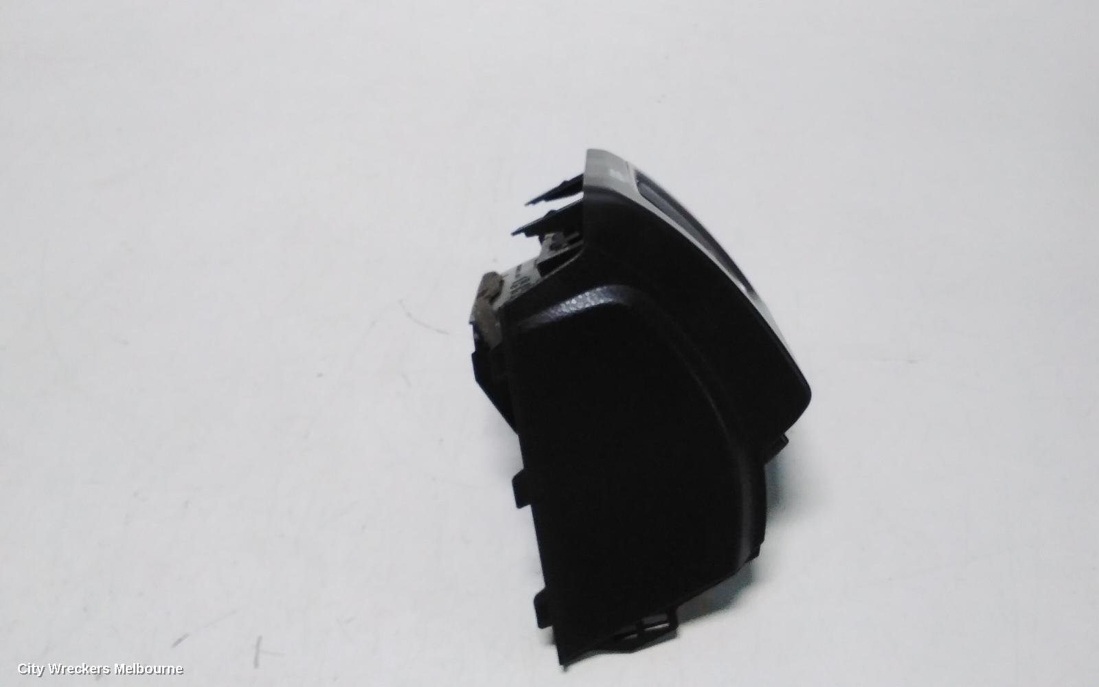 TOYOTA KLUGER, XU50 SERIES, 03/2014 - 02/2021, LH AIRVENT: 116303